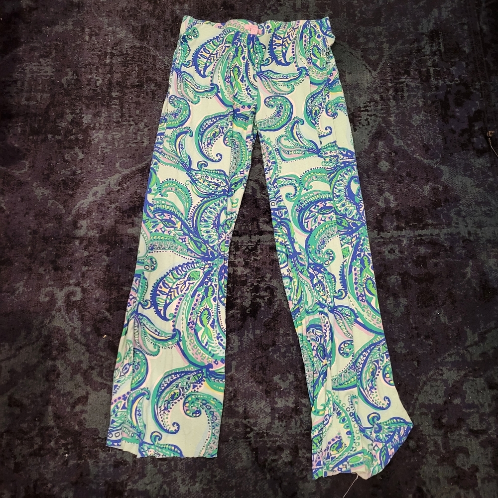 Knit Lilly Pullizter pants. In good condition. Size S.